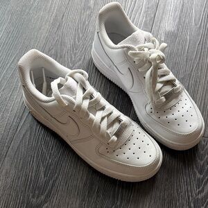 Nike White Low-Top Leather Sneakers
